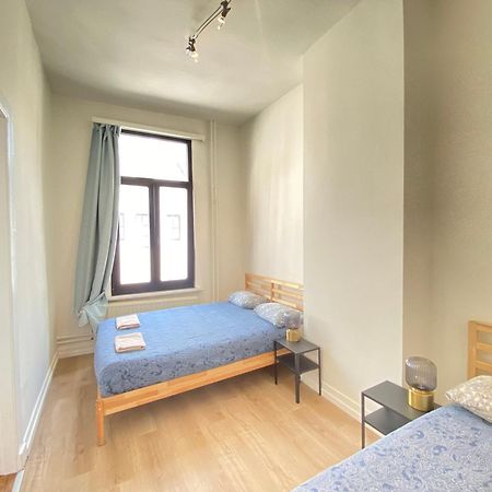 Authentic Apartments In The Center Of Антверпен Екстериор снимка