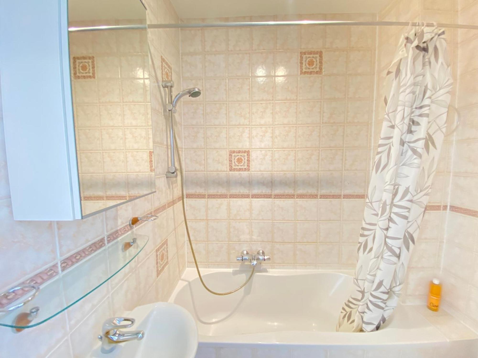 Authentic Apartments In The Center Of Антверпен Екстериор снимка